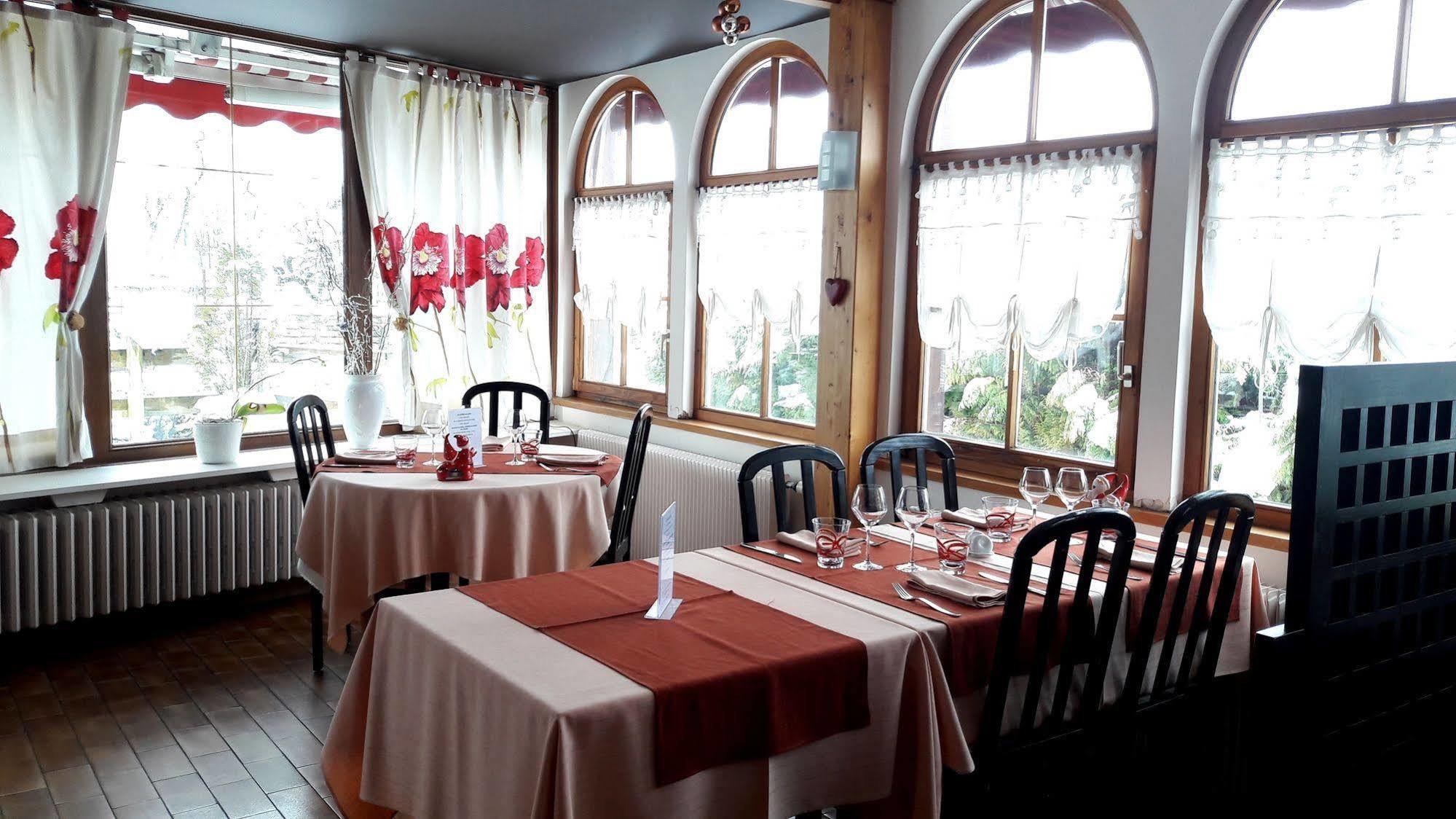 Hotel Restaurant Robichon Loray Exterior foto