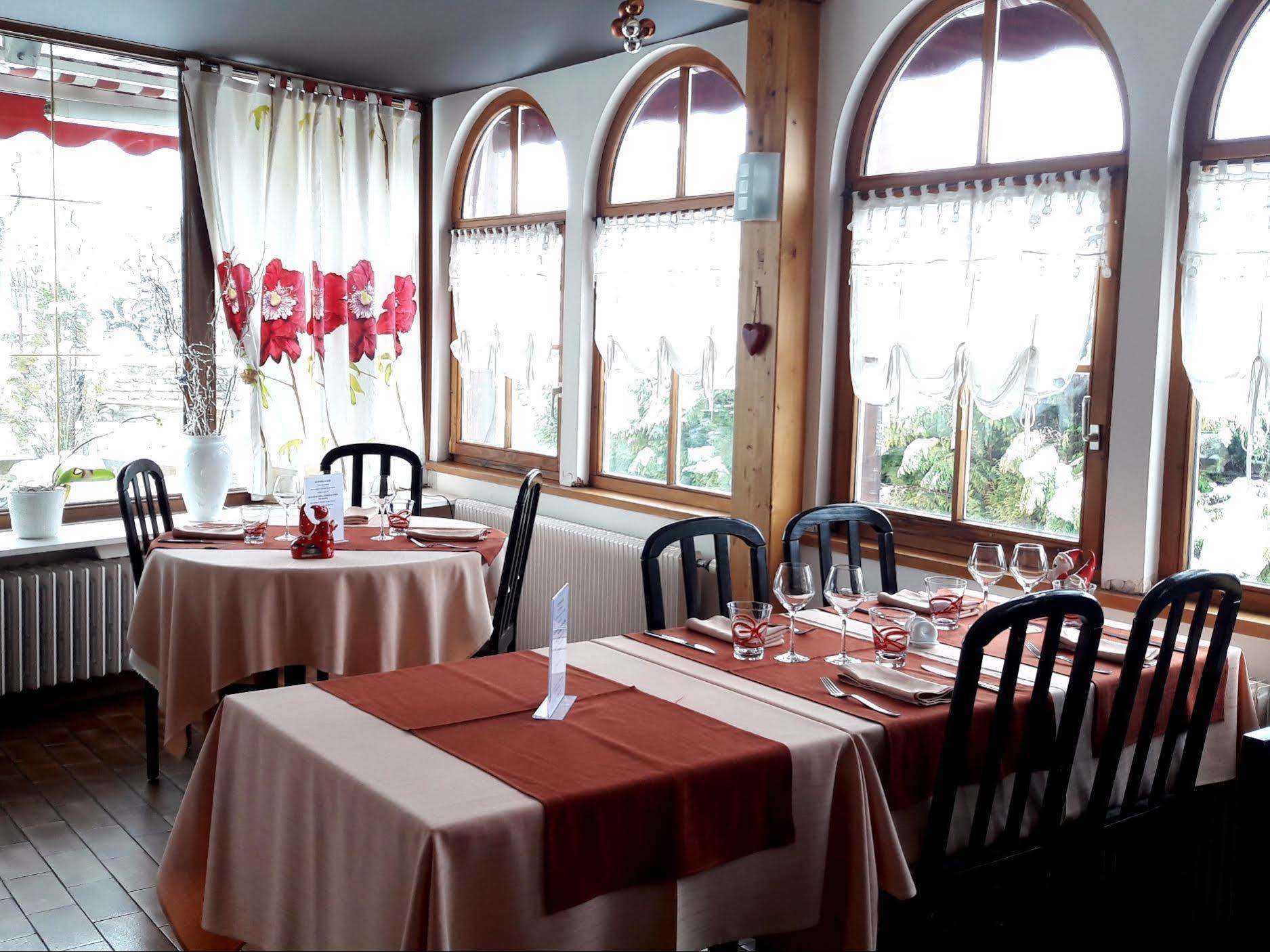 Hotel Restaurant Robichon Loray Exterior foto